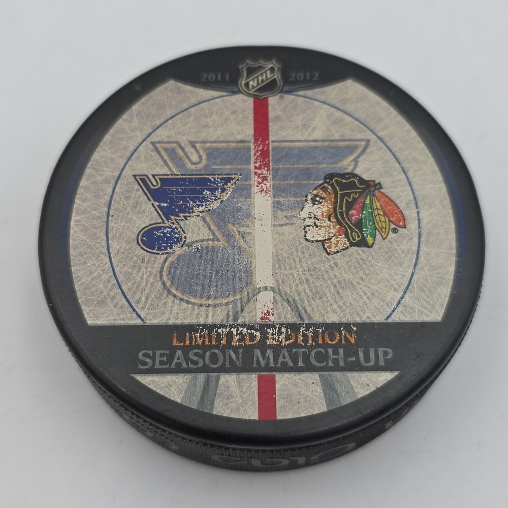 ST. LOUIS BLUES VS DETROIT RED WINGS LIMITEDโ EDITION NHL HOCKEY PUCK See Pics